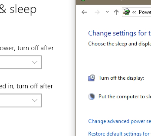 Two Windows settings applications, one renderd with ClearType and one without.